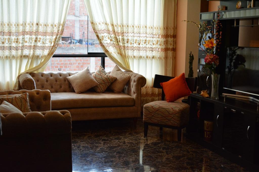 Comodo Y Seguro Homestay Cuzco Kültér fotó