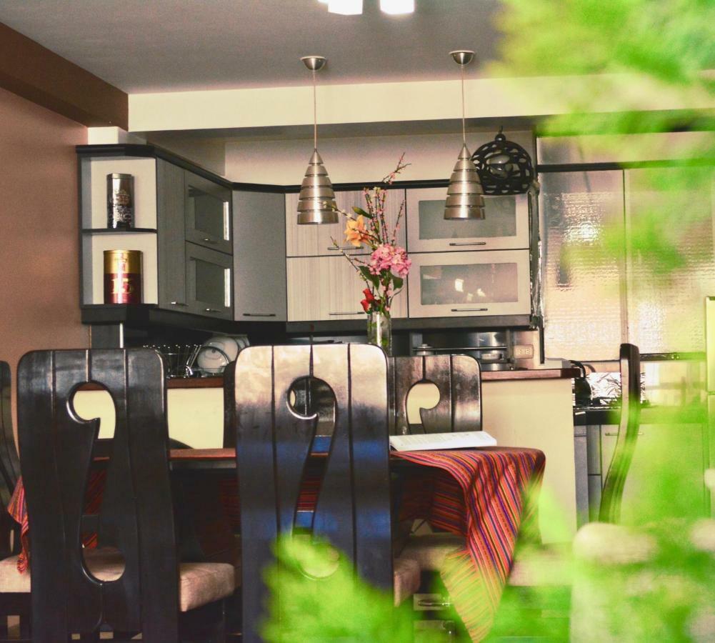 Comodo Y Seguro Homestay Cuzco Kültér fotó